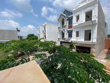 Bán Siêu Phẩm Nhà Phố 104 m2 - TP.Thuận An - Bình Dương