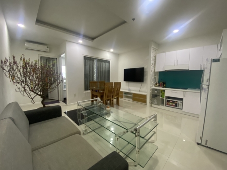 Cho thuê căn hộ giá siêu rẻ 2 phòng ngủ, 2wc, 1 phòng khách