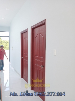GIÁ CỬA PHÒNG NGỦ CHÔNG NƯỚC