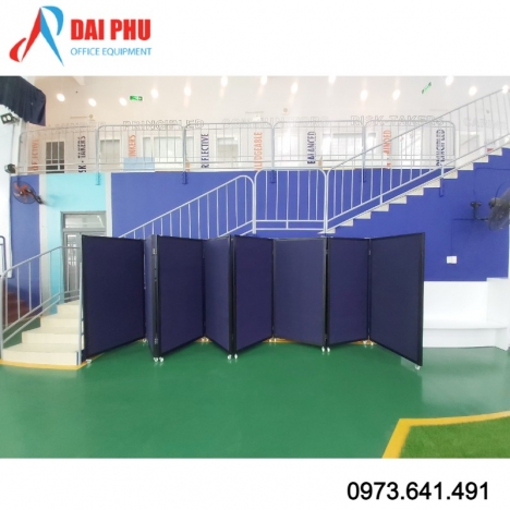 Mua vách ngăn văn phòng di động từ bảng ghim