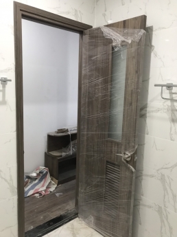 Ưu nhược điểm của cửa gỗ công nghiệp là gì?