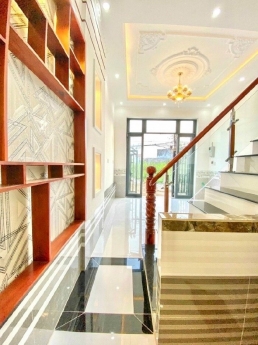 Nhà đẹp lộ ô tô trung tâm Ninh Kiều, gần đa khoa Trung Ương