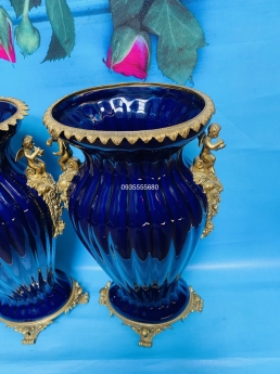 Đôi bình gốm sứ men lam hàng âu