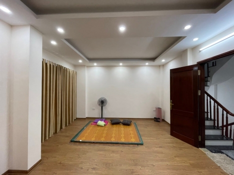 Lê Đức Thọ-Q.Nam Từ Liêm. Kinh Doanh. Ô tô đỗ cửa.Thiết kế thông sàn.Lô góc.Cạnh CC TheZie