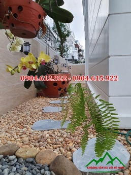 Sỏi tự nhiên trang trí sân vườn, rải lối đi sân vườn