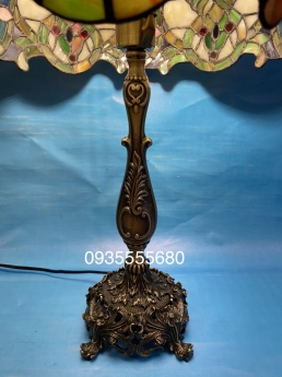 Giao lưu đèn bàn tiffany họa tiết cổ âu đa sắc