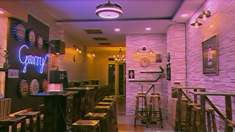 Cho thuê mặt bằng kinh doanh tại 44A Đinh Công Tráng, Quận 1, TPHCM giá 10tr