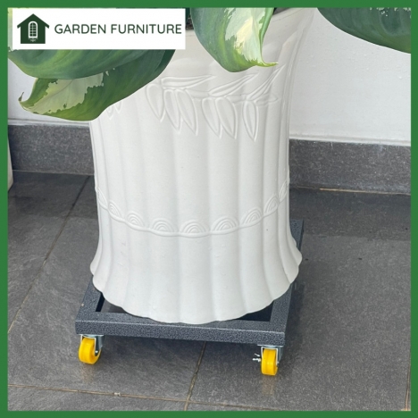 Kệ sắt có bánh xe, kệ trang trí cây cảnh sân vườn, ban công, dễ dang di chuyển trong vườn, ban công