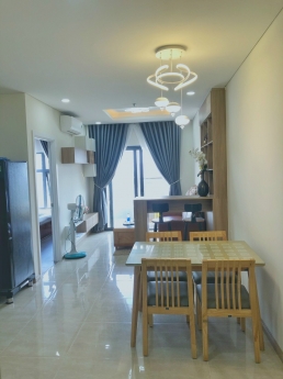 cho thuê căn hộ 2pn siêu rẻ tại monarchy