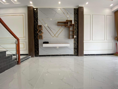 Bán nhà 2 lầu 1 trệt 4 phòng ngủ - kdc vip nhất Tp.Thuận An -Bình Dương