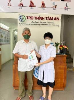 MÁY TRỢ THÍNH SẠC ĐIỆN KỸ THUẬT SỐ