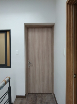 Mẫu cửa 1 cánh đẹp [Hoabinhdoor]