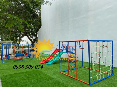 Thang leo đa dạng mẫu cho trẻ em