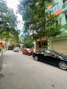 Bán Nhà Phân Lô Phố Mễ Trì-Nam Từ Liêm.Kinh Doanh VP. Gần Landmark 72.Vỉ hè hai bên giá tốt.