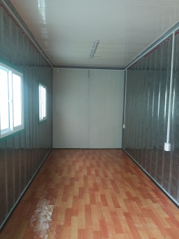 Container văn phòng 20F làm từ cont lạnh sẵn tại bãi