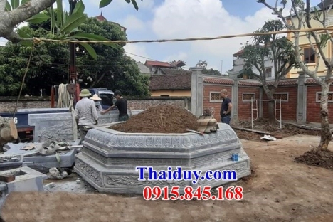 xây mộ tròn bằng đá khối - mồ đá để tro hài cốt