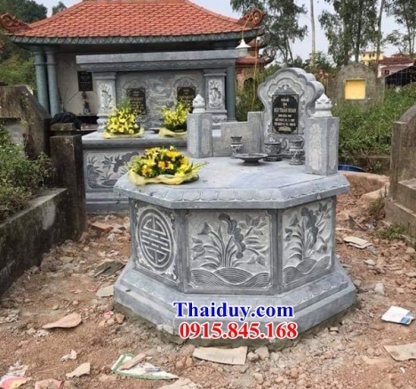 xây mộ tròn bằng đá khối - mồ đá để tro hài cốt