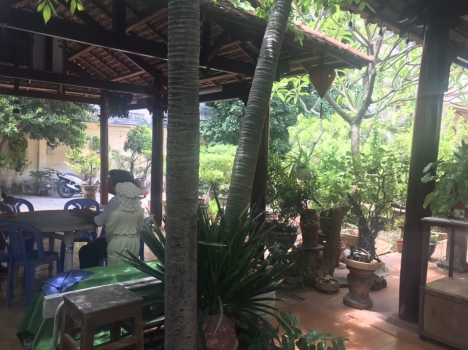 Cho thuê biệt thự sân vườn diện tích siêu lớn gần trường Cao Đẳng Du Lịch hẻm Trương Công Định P.8 T