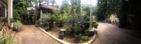 Cho thuê biệt thự sân vườn diện tích siêu lớn gần trường Cao Đẳng Du Lịch hẻm Trương Công Định P.8 T