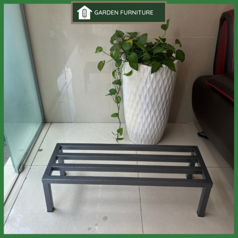 Kệ sắt để cây cảnh chắc chắn, đôn sắt dài để chậu cây