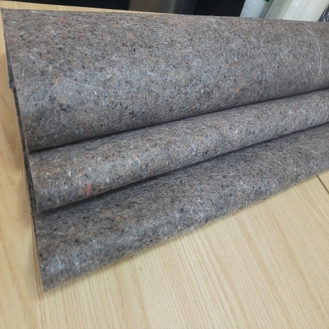 Thảm sợi Polyester lót đệm lò xo