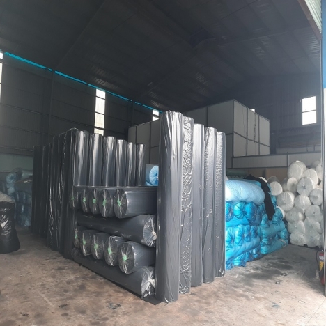 Thảm sợi Polyester lót đệm lò xo