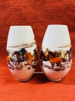 Giao lưu đôi bình gốm sứ mã đáo