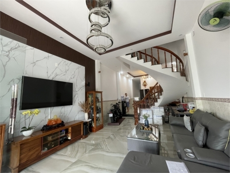 Bán nhà Thanh Khê cực đẹp có một không 2 ngay biển Nguyễn Tất Thành,