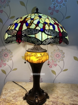 Giao lưu em đèn bàn tiffany hai thân họa tiết chuồn