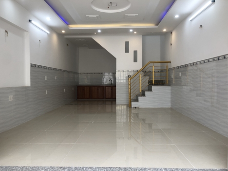 Bán gấp nhà 1T1L ngay ủy ban Phường 10, giảm 200 triệu