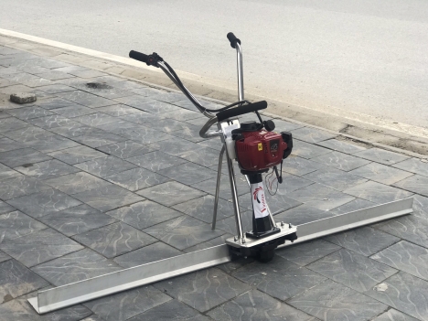 Máy đầm thước động cơ  HONDA GX35 2M hỗ trợ vận chuyển toàn quốc