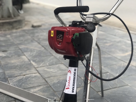 Máy đầm thước động cơ  HONDA GX35 2M hỗ trợ vận chuyển toàn quốc