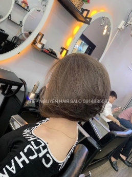 Tóc bob uốn xoăn layer siêu cá tính, nhuộm tóc giá rẻ uy tín Hà Nội - Tiệp Nguyễn Hải Salon