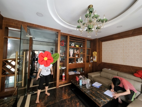 Bán nhanh !!!Không quá 1 tuấn!!Giá rẻ hơn thị trường, Ô tô tránh, nhà tự xây.Phố Hoàng Ngân-Q.Cầu