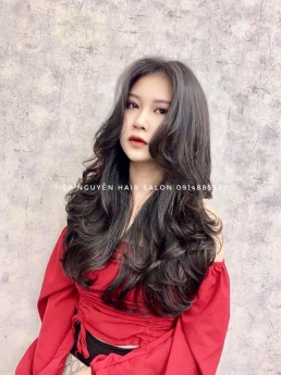 Tóc bob uốn xoăn layer siêu cá tính, nhuộm tóc giá rẻ uy tín Hà Nội - Tiệp Nguyễn Hải Salon
