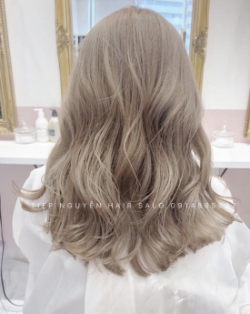 Tóc layer xoăn nhẹ nhàng cho nàng cá tính, tóc layer uốn xoăn sóng mái bay - Tiệp Nguyễn Hair Salon