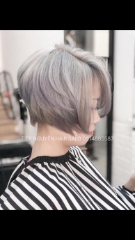 Tóc layer xoăn sóng nhẹ, tóc layer tỉa ngang vai mái bay - Tiệp Nguyễn Hải Salon