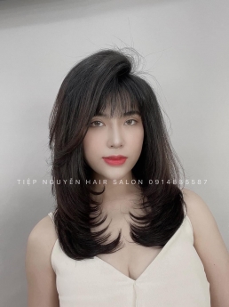 Tóc bob uốn xoăn layer siêu cá tính, nhuộm tóc giá rẻ uy tín Hà Nội - Tiệp Nguyễn Hải Salon