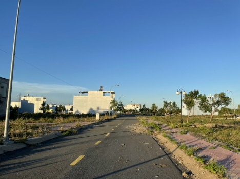 TRƯƠNG THÁI HÒA  - [650 TRIỆU] [2462,1m2] XÃ KHÁNH ĐÔNG
