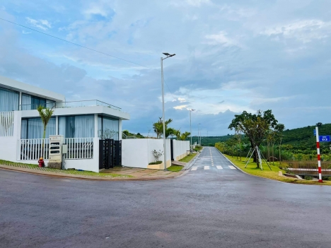 HOT HOT HOT hạ giá sập sàn từ 2ti6 giờ còn 2ti3