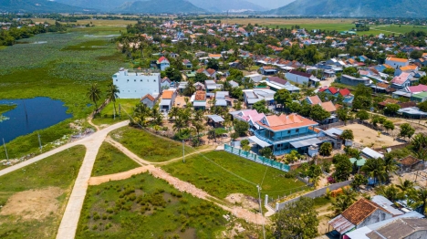 ĐẤT NỀN SỔ ĐỎ VỊNH VÂN PHONG - QUỸ ĐẤT 100% THỔ CƯ TRUNG TÂM THỊ TRẤN SIÊU HIẾM