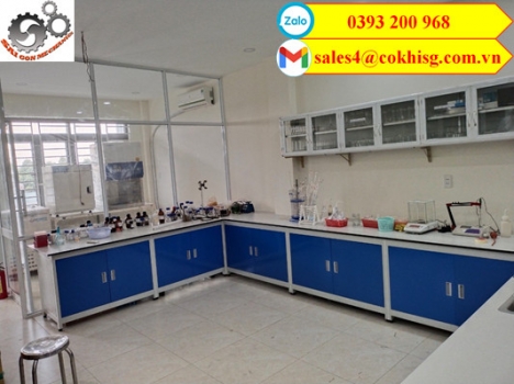 Bàn thí nghiệm áp tường