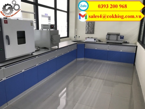 Bàn thí nghiệm áp tường