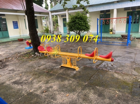 Bập bênh đòn nhập khẩu 2 ghế, 4 ghế dành cho bé
