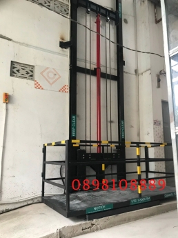 Thang nâng thủy lực 500KG , 1000KG hiệu quả cao