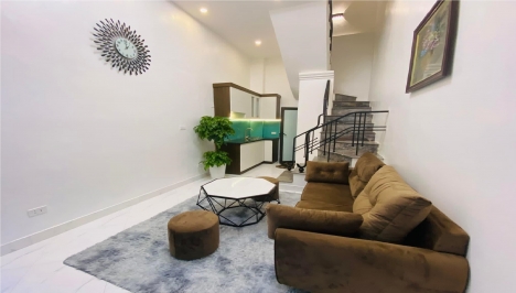 Bán nhà Tam Trinh - Mai Động. Ngõ rộng thênh thang. 30m x 5 tầng. 3 tỷ có thương lượng