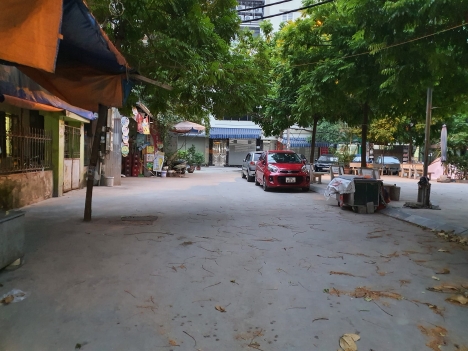 Mảnh đất vàng trong làng bán rẻ mặt phố Xuân Đỉnh-Bắc Từ Liêm.Sầm uất đủ kiểu.Chỉ 6.4 tỷ