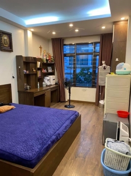 PHỐ HOÀNG QUỐC VIỆT 50 M2 - KD BẤT CHẤP - VỈA HÈ RỘNG - HÀNG HIẾM - 12.5 tỶ
