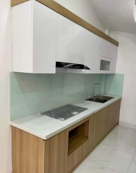 Chủ nhà cần bán nhà phố Ngọc Lâm - 5 tầng full nội thất - Vị trí hiếm - Gần công viên - Giá siêu rẻ