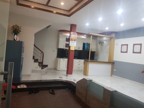 BÁN GẤP NHÀ PHỐ HOÀNG QUỐC VIỆT MẶT TIỀN 6 M X 5 TẦNG, LÔ GÓC,  Ô TÔ GẦN, GIÁ 5.9 TỶ